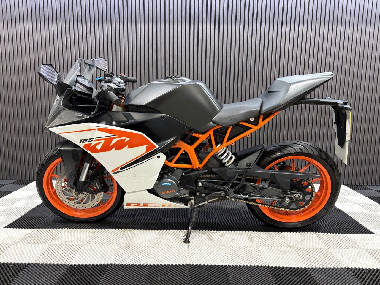 Used KTM RC 125 for sale - 78434436: Photo 9