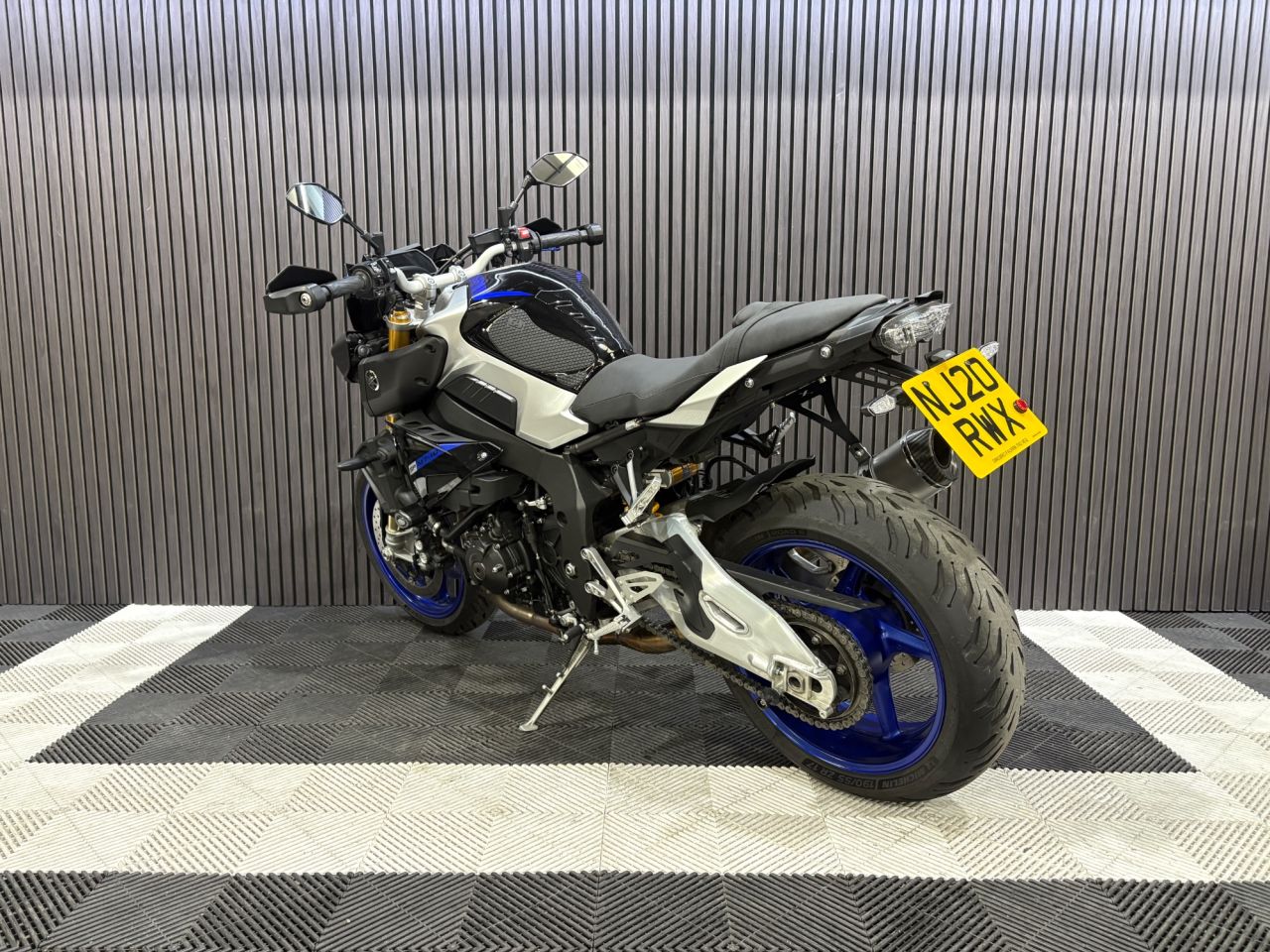 Used Yamaha MT-10 for sale - 78552487: Photo 10