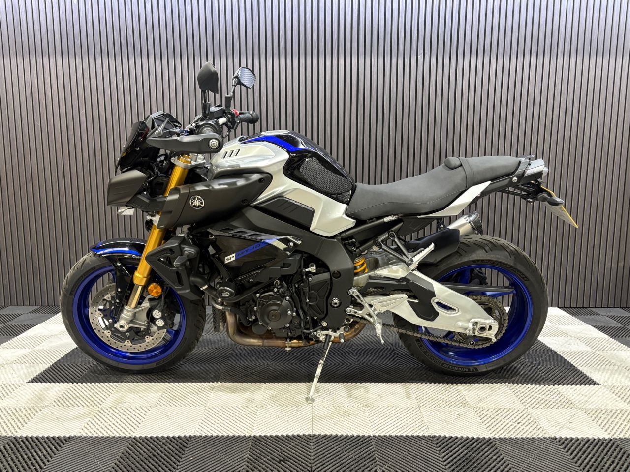 Used Yamaha MT-10 for sale - 78552487: Photo 9