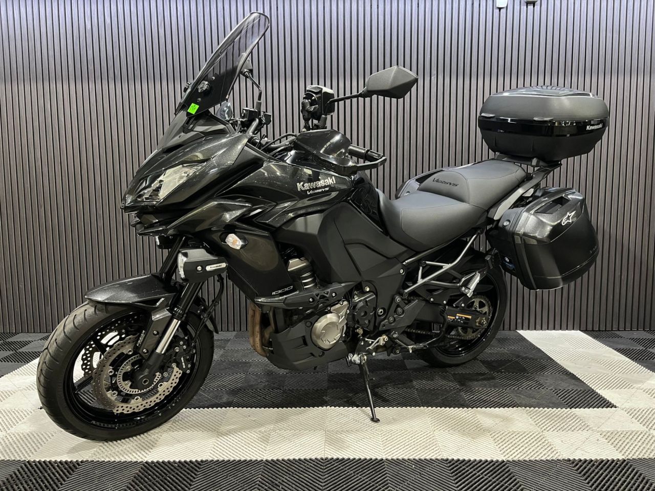Used Kawasaki Z1000 for sale - 78434531: Photo 7