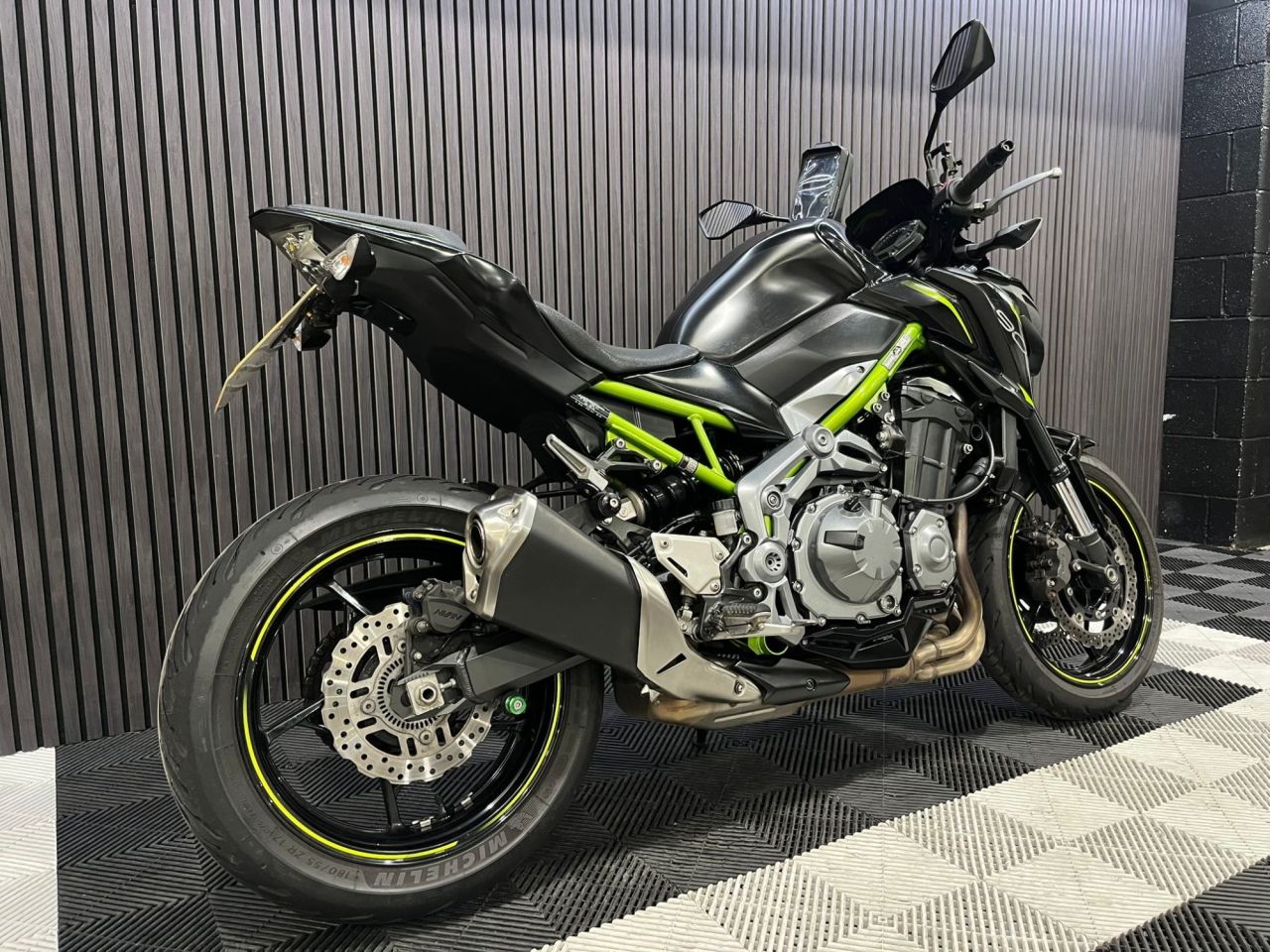 Used Kawasaki Z900 for sale - 78929836: Photo 4
