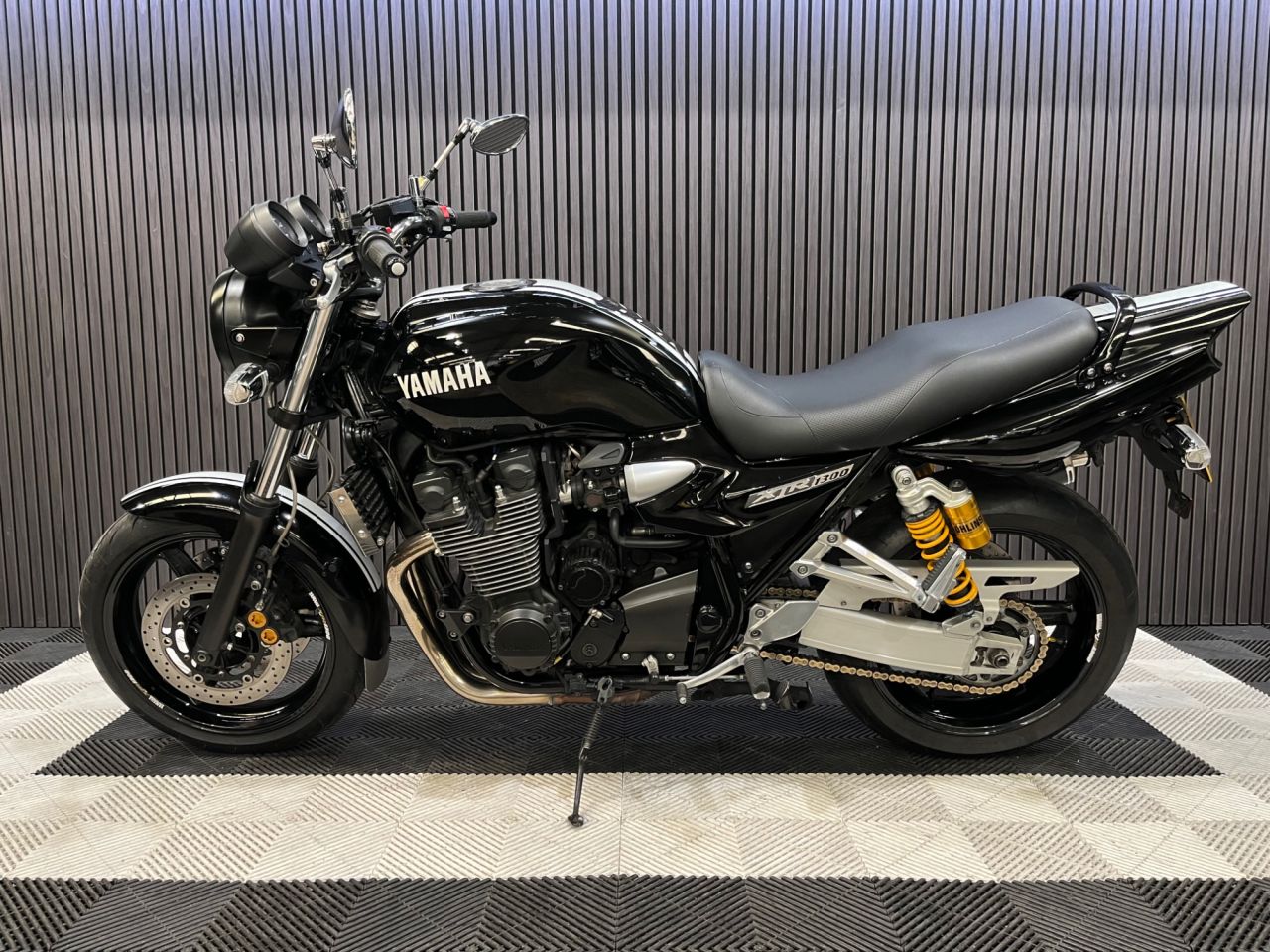 Used Yamaha XJR1300 for sale - 78434660: Photo 9