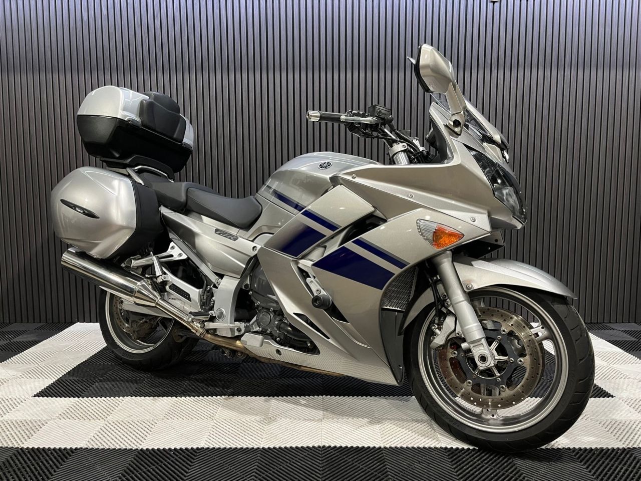 Used Yamaha FJR1300 for sale - 78435124: Photo 6