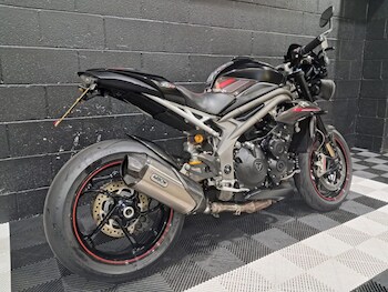 Used Triumph Speed Triple 1050 undefined for sale - bike-78434378: Photo