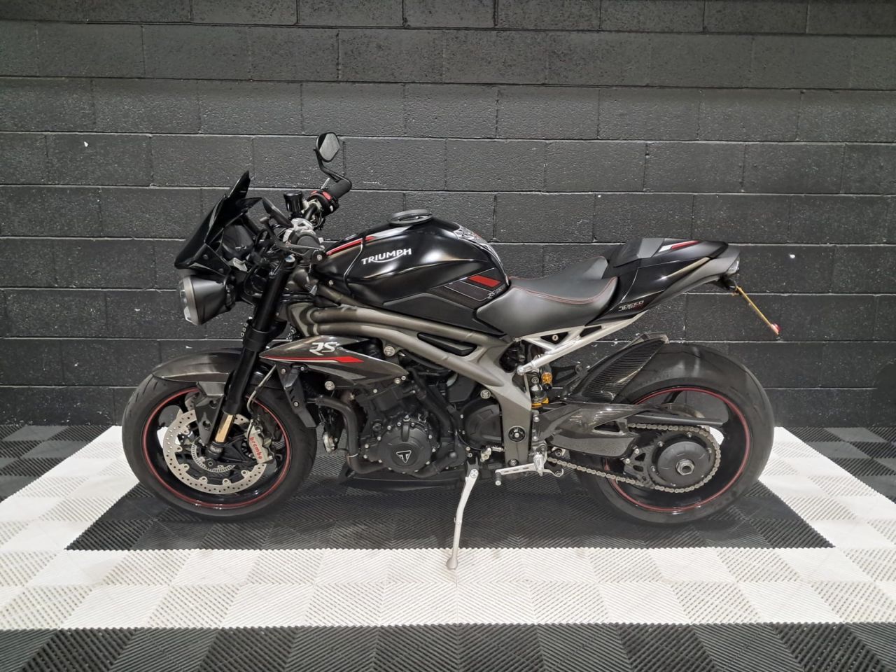 Used Triumph Speed Triple 1050 for sale - 78434378: Photo 9
