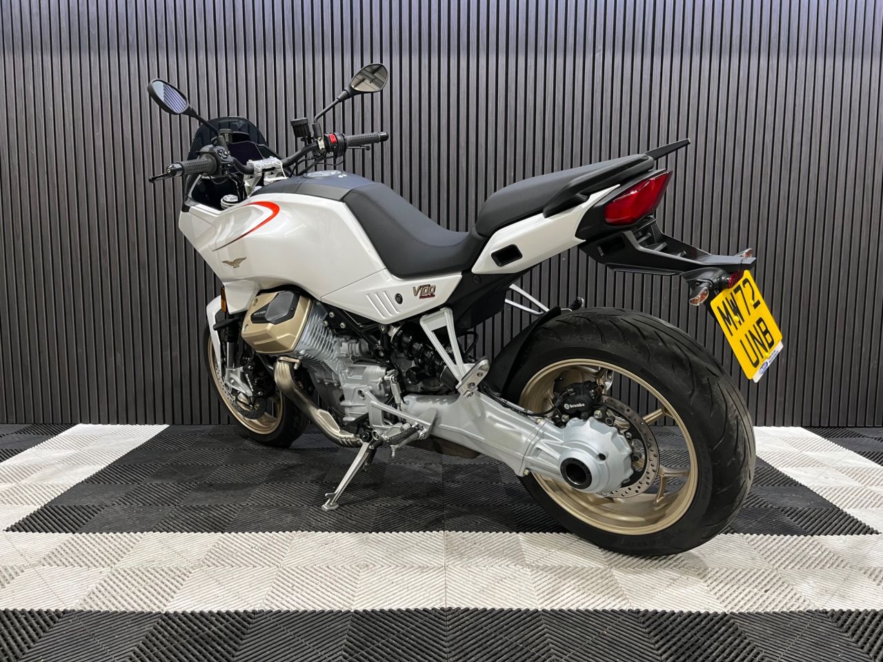 Used Moto Guzzi V100 Mandello for sale - 78640124: Photo 10