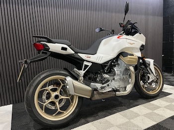 Used Moto Guzzi V100 Mandello undefined for sale - bike-78640124: Photo
