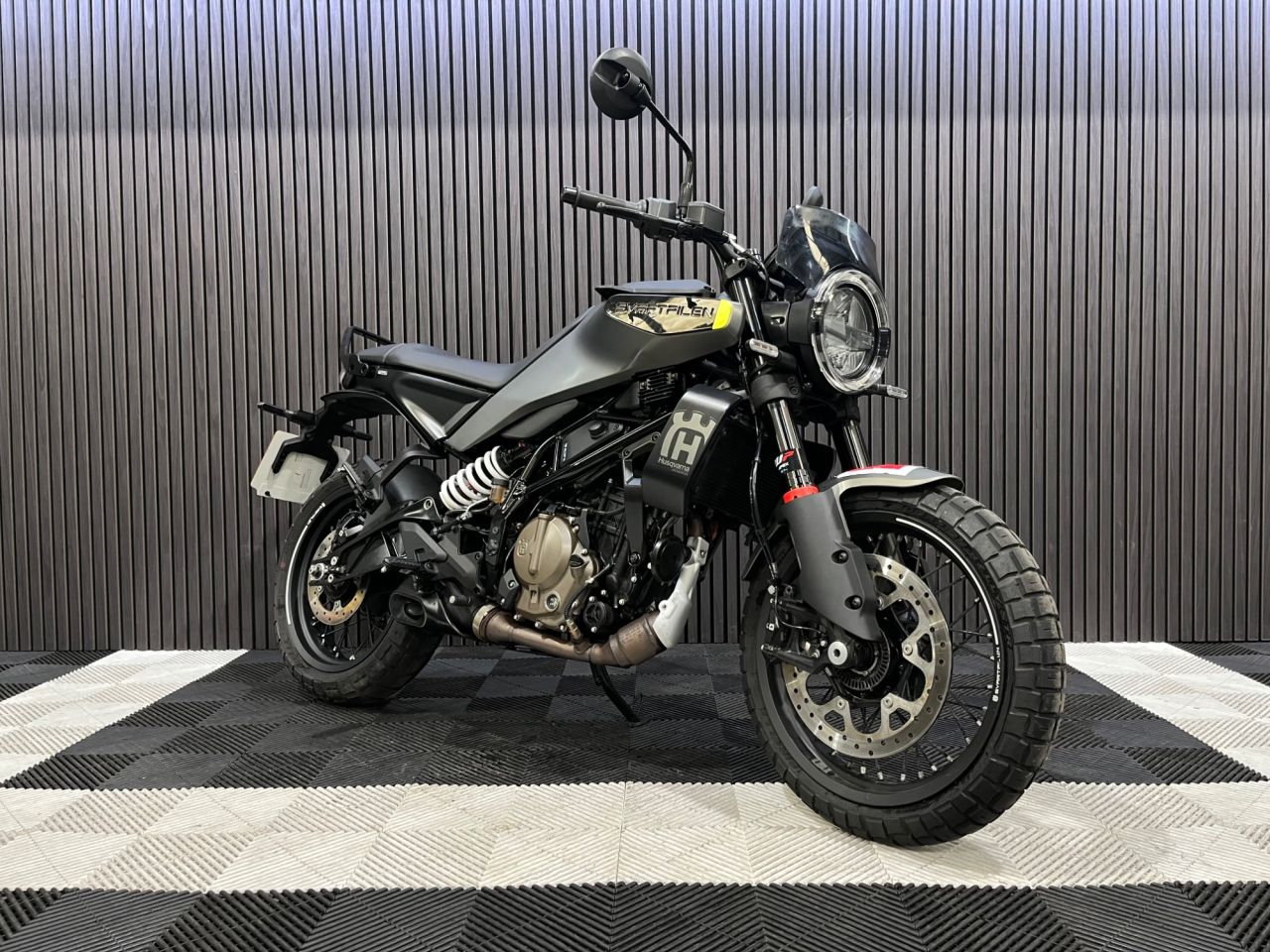 Used Husqvarna Svartpilen 125 for sale - 78435078: Photo 6