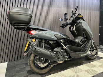 Used Yamaha NMAX 125 undefined for sale - bike-78435135: Photo