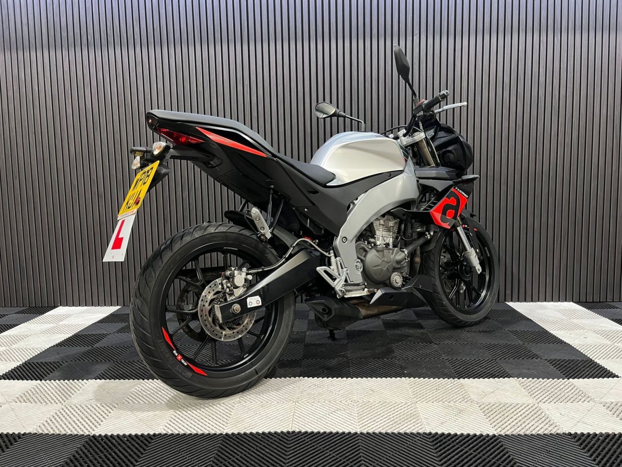 Used Aprilia Tuono 125 for sale - 78435433: Photo 11