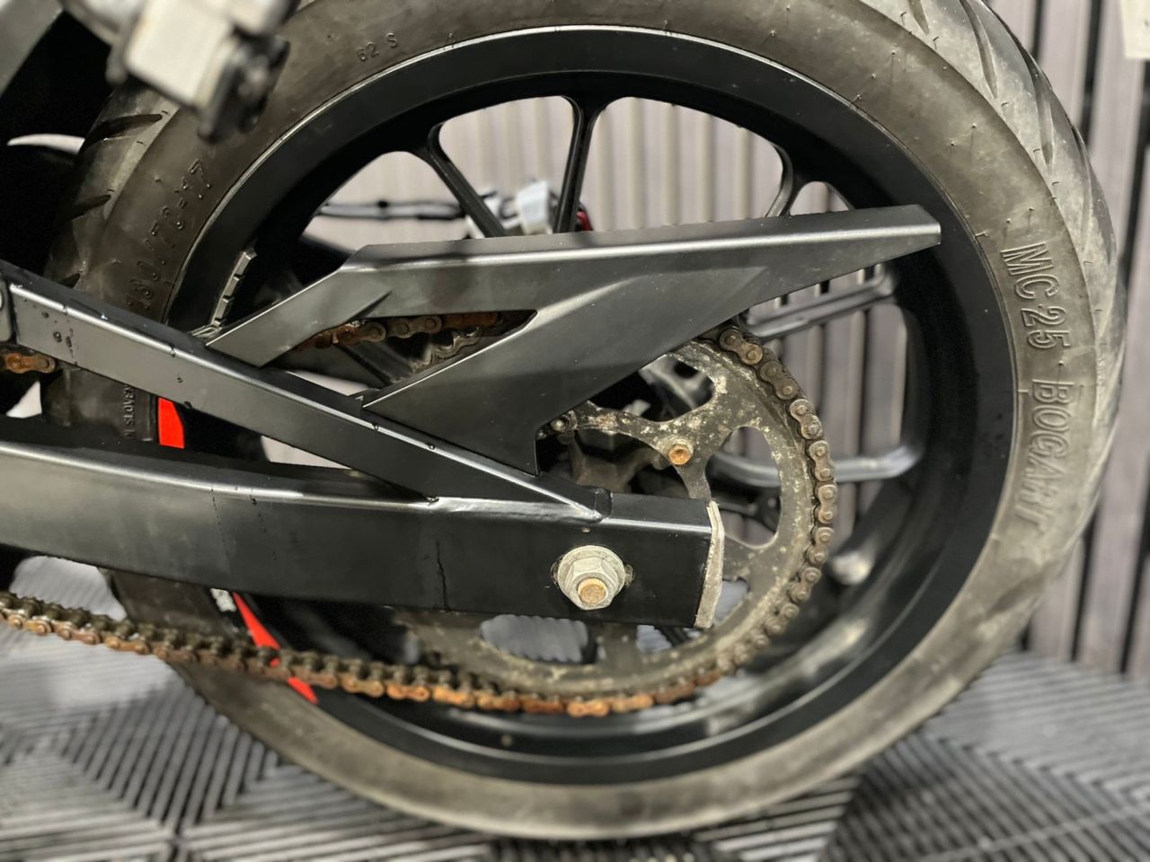 Used Aprilia Tuono 125 for sale - 78435433: Photo 21