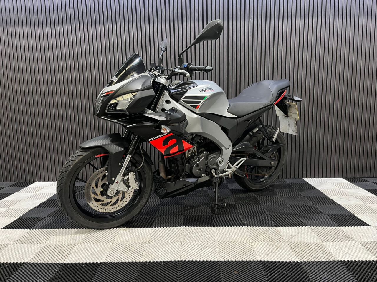 Used Aprilia Tuono 125 for sale - 78435433: Photo 7