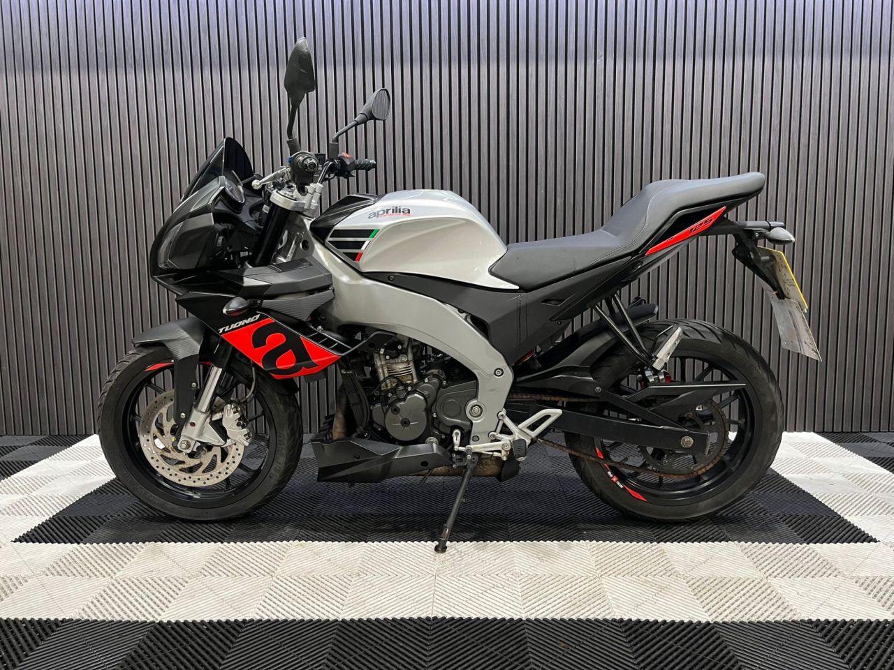 Used Aprilia Tuono 125 for sale - 78435433: Photo 9