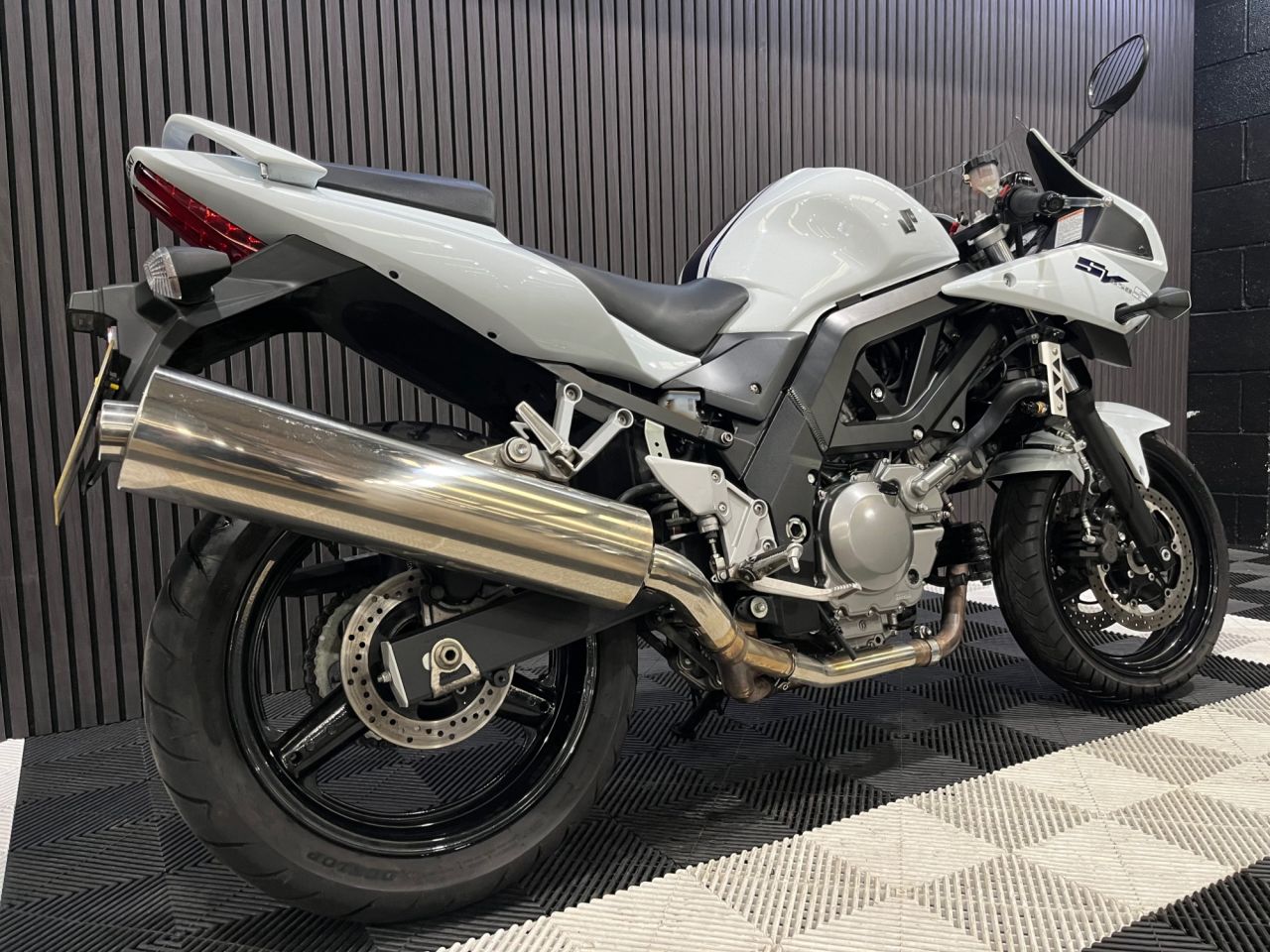 Used Suzuki SV650S for sale - 78434580: Photo 4