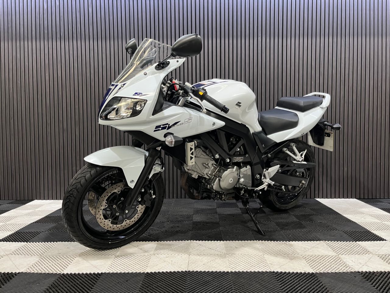 Used Suzuki SV650S for sale - 78434580: Photo 7