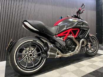 Used Ducati Diavel undefined for sale - bike-78435273: Photo