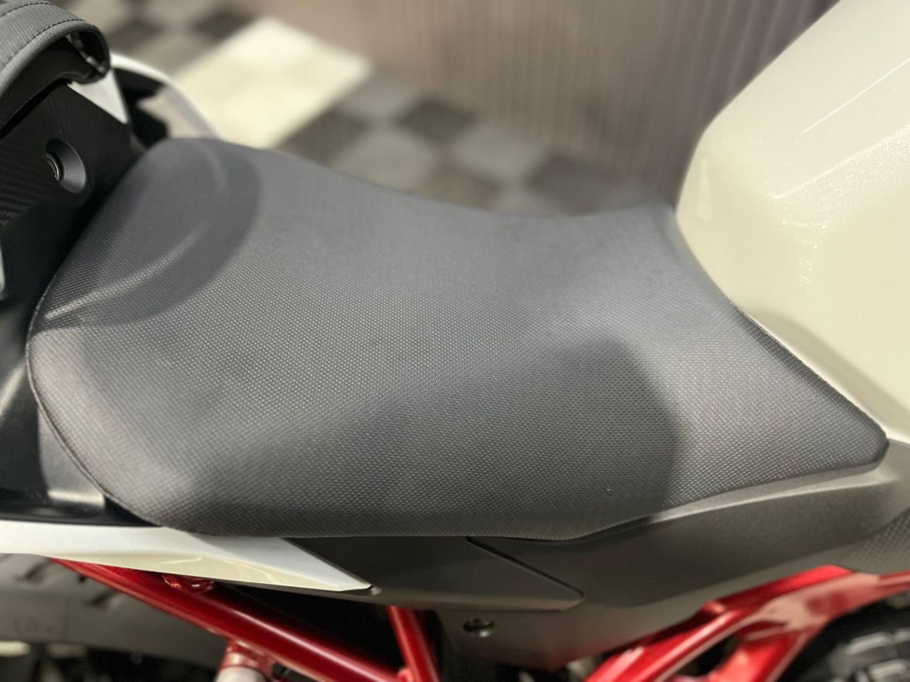 Used Honda CB750 Hornet for sale - 78435146: Photo 16
