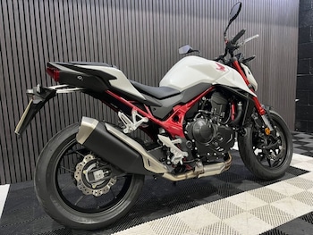 Used Honda CB750 Hornet undefined for sale - bike-78435146: Photo