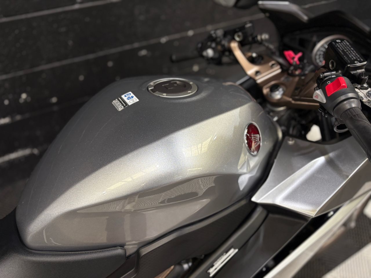 Used Honda VFR800F for sale - 78434693: Photo 13