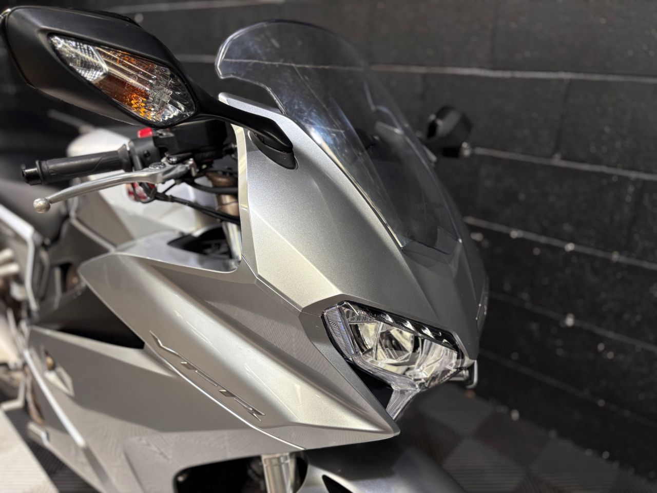 Used Honda VFR800F for sale - 78434693: Photo 15