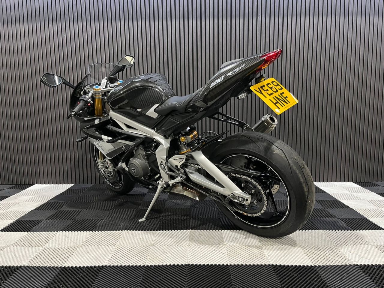 Used Triumph DAYTONA MOTO2 765 for sale - 78435292: Photo 10