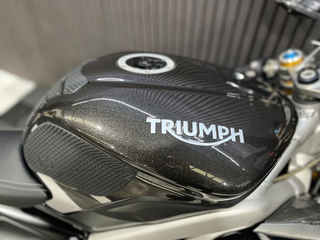 Used Triumph DAYTONA MOTO2 765 for sale - 78435292: Photo 25