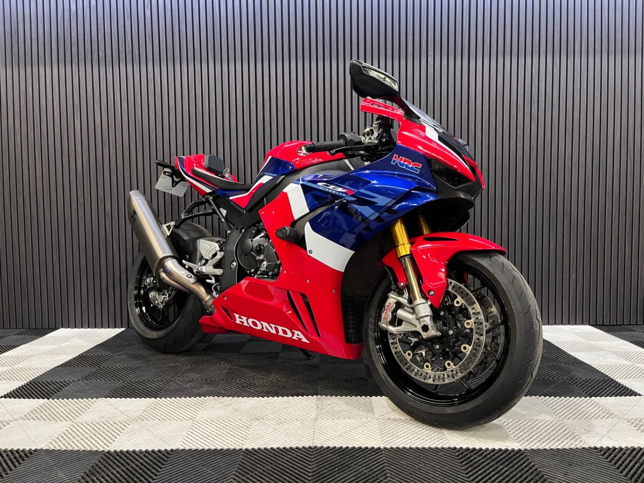 Used Honda CBR1000RR Fireblade for sale - 78434755: Photo 6