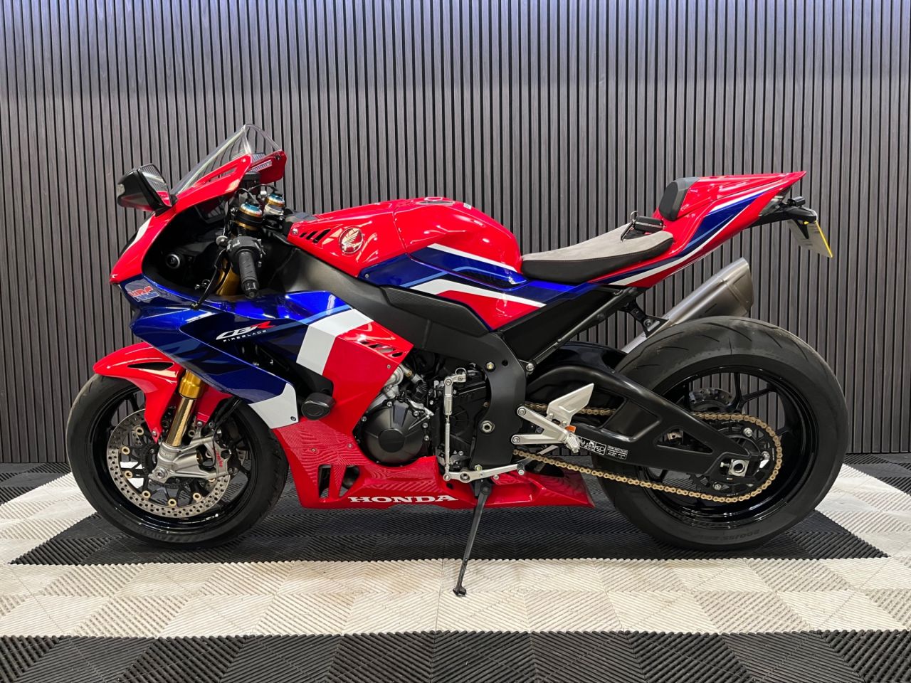 Used Honda CBR1000RR Fireblade for sale - 78434755: Photo 9