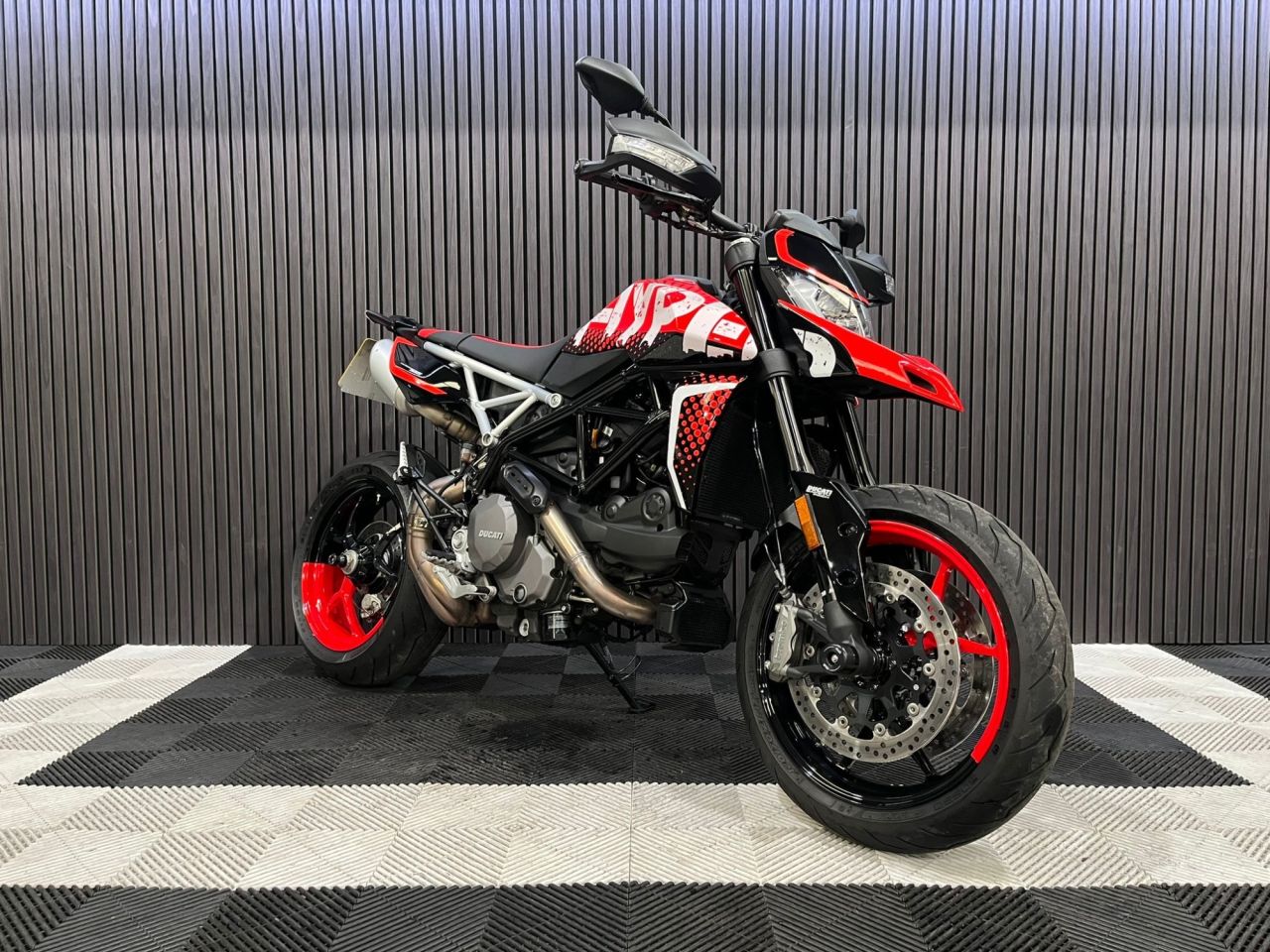 Used Ducati Hypermotard for sale - 78657302: Photo 6