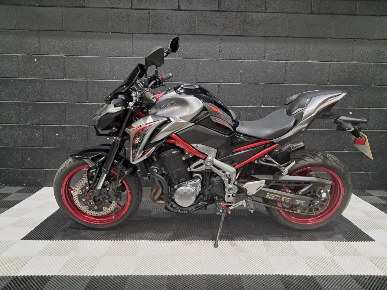 Used Kawasaki ZR900 for sale - 78434490: Photo 10