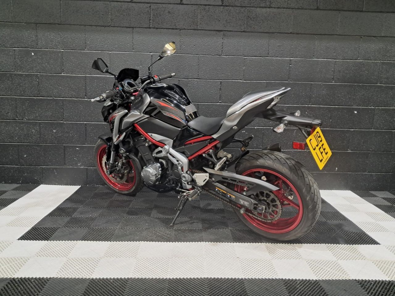 Used Kawasaki ZR900 for sale - 78434490: Photo 11