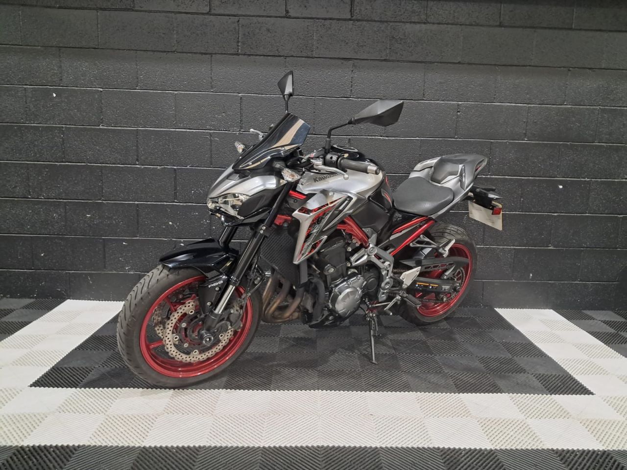 Used Kawasaki ZR900 for sale - 78434490: Photo 8
