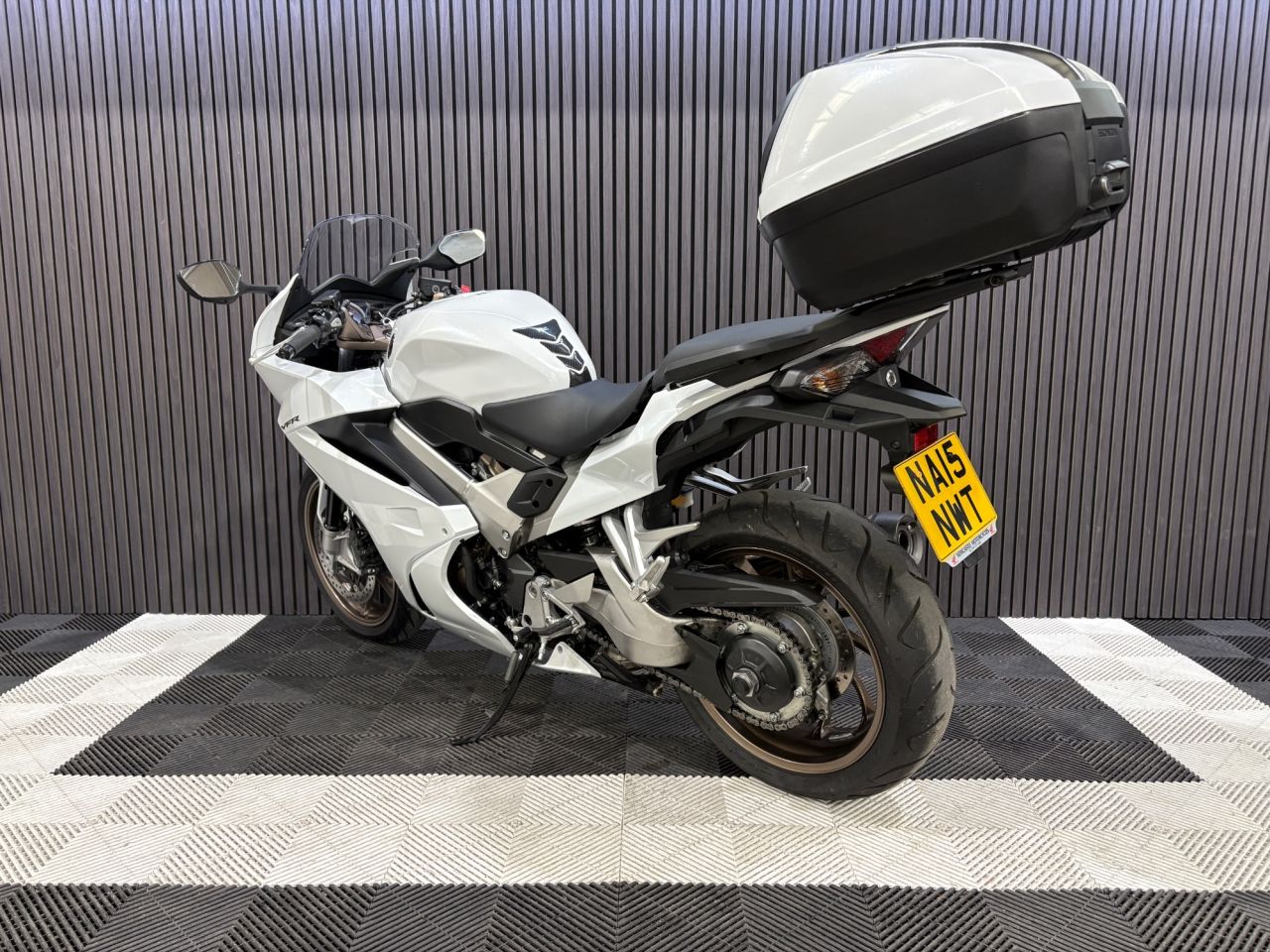 Used Honda VFR800F for sale - 78857943: Photo 10