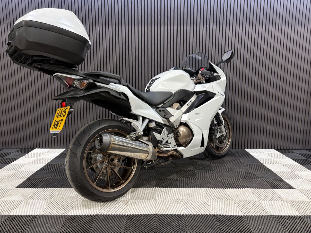 Used Honda VFR800F for sale - 78857943: Photo 11