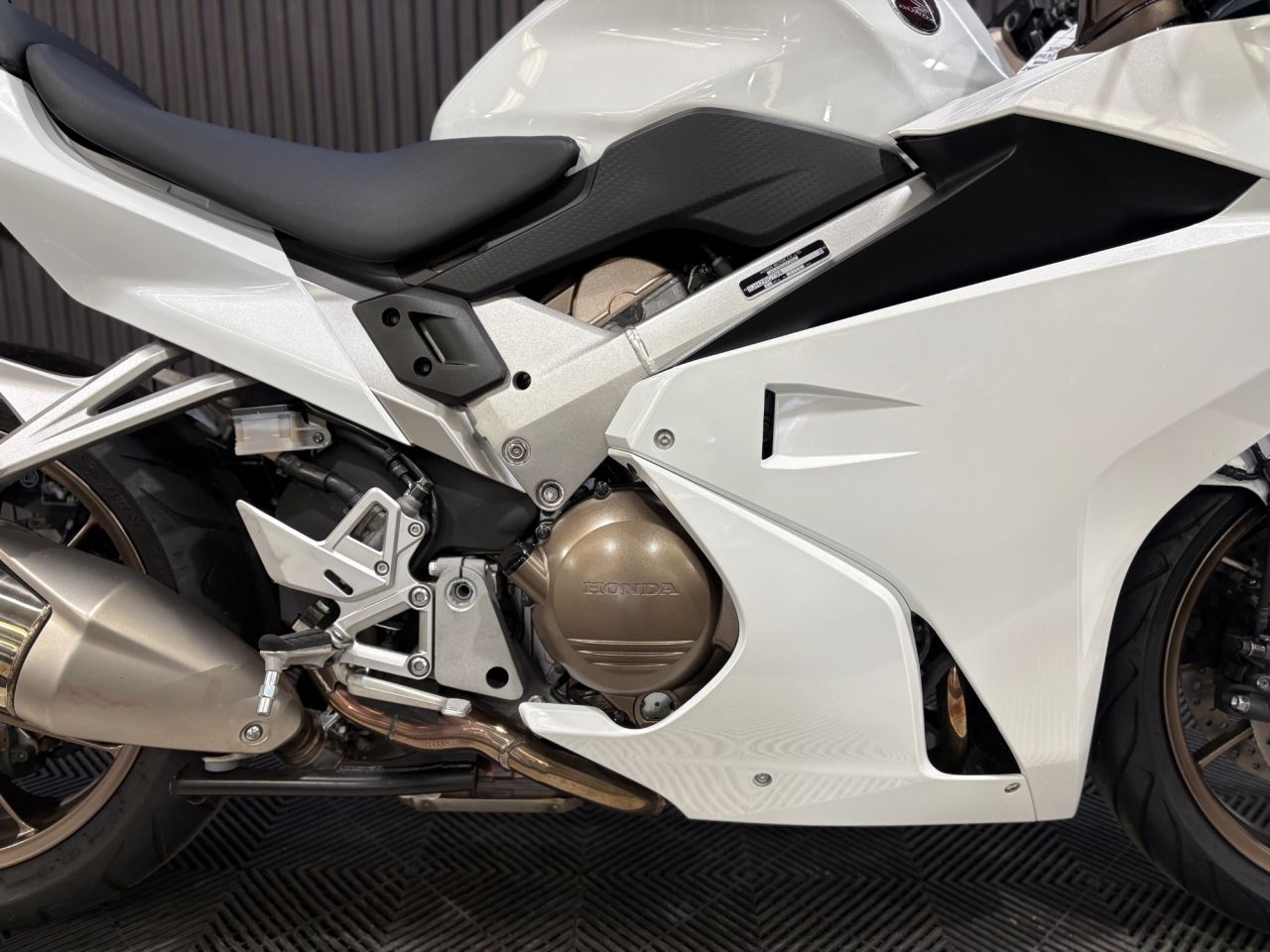 Used Honda VFR800F for sale - 78857943: Photo 12