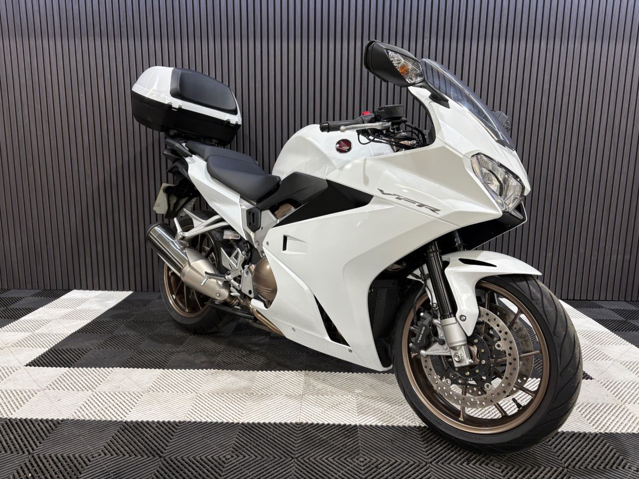 Used Honda VFR800F for sale - 78857943: Photo 6