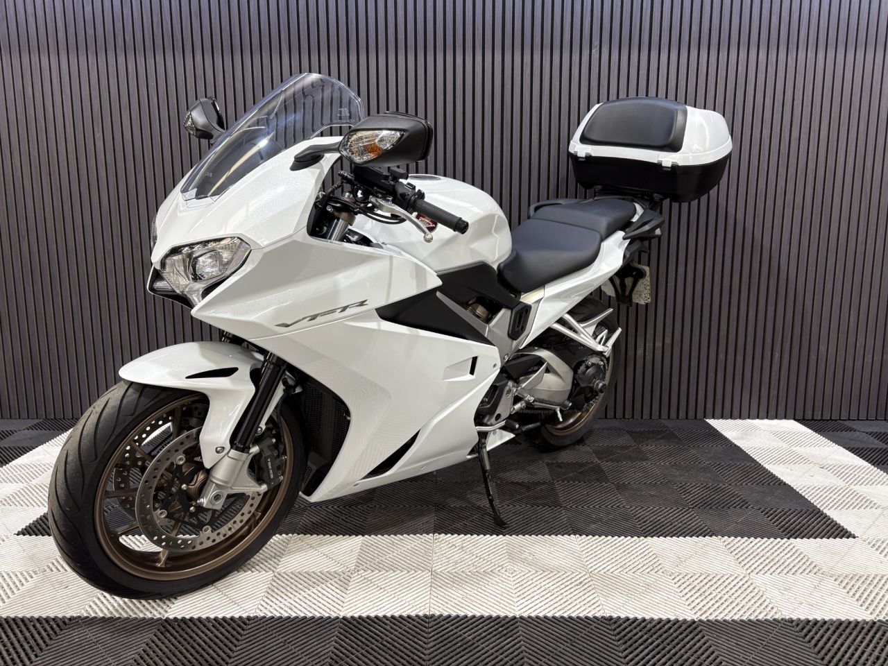 Used Honda VFR800F for sale - 78857943: Photo 7