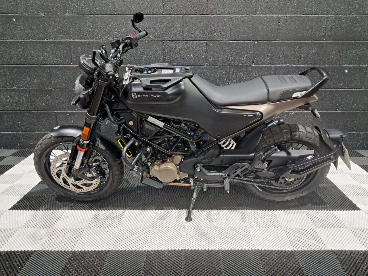 Used Husqvarna Svartpilen 125 for sale - 78435319: Photo 9