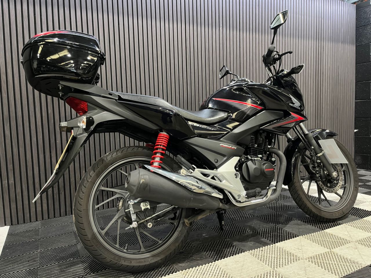 Used Honda CB125F for sale - 78435157: Photo 4