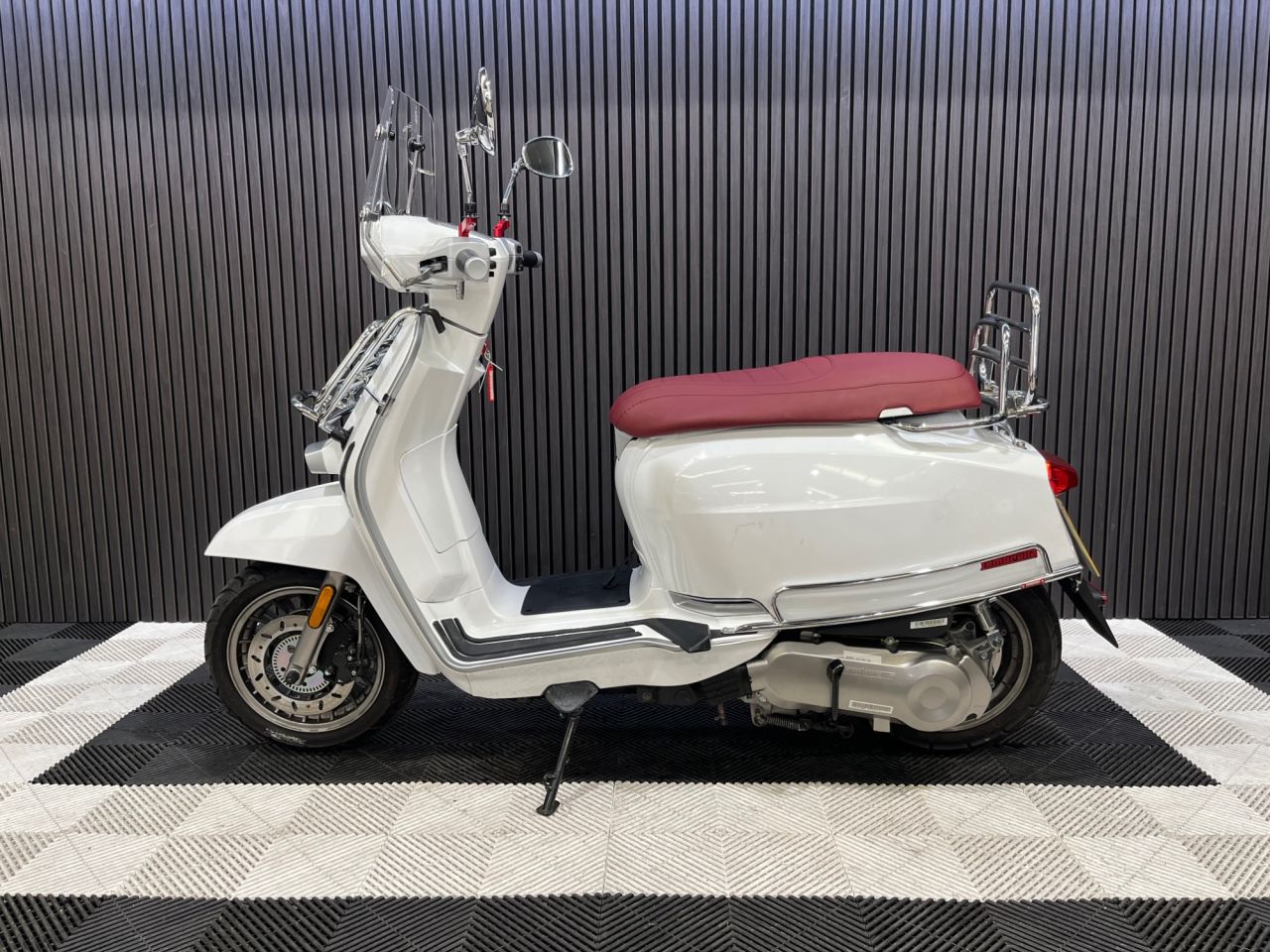 Used Lambretta V125 for sale - 78434567: Photo 9