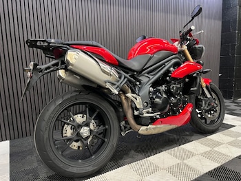 Used Triumph Speed Triple 1050 undefined for sale - bike-78434914: Photo