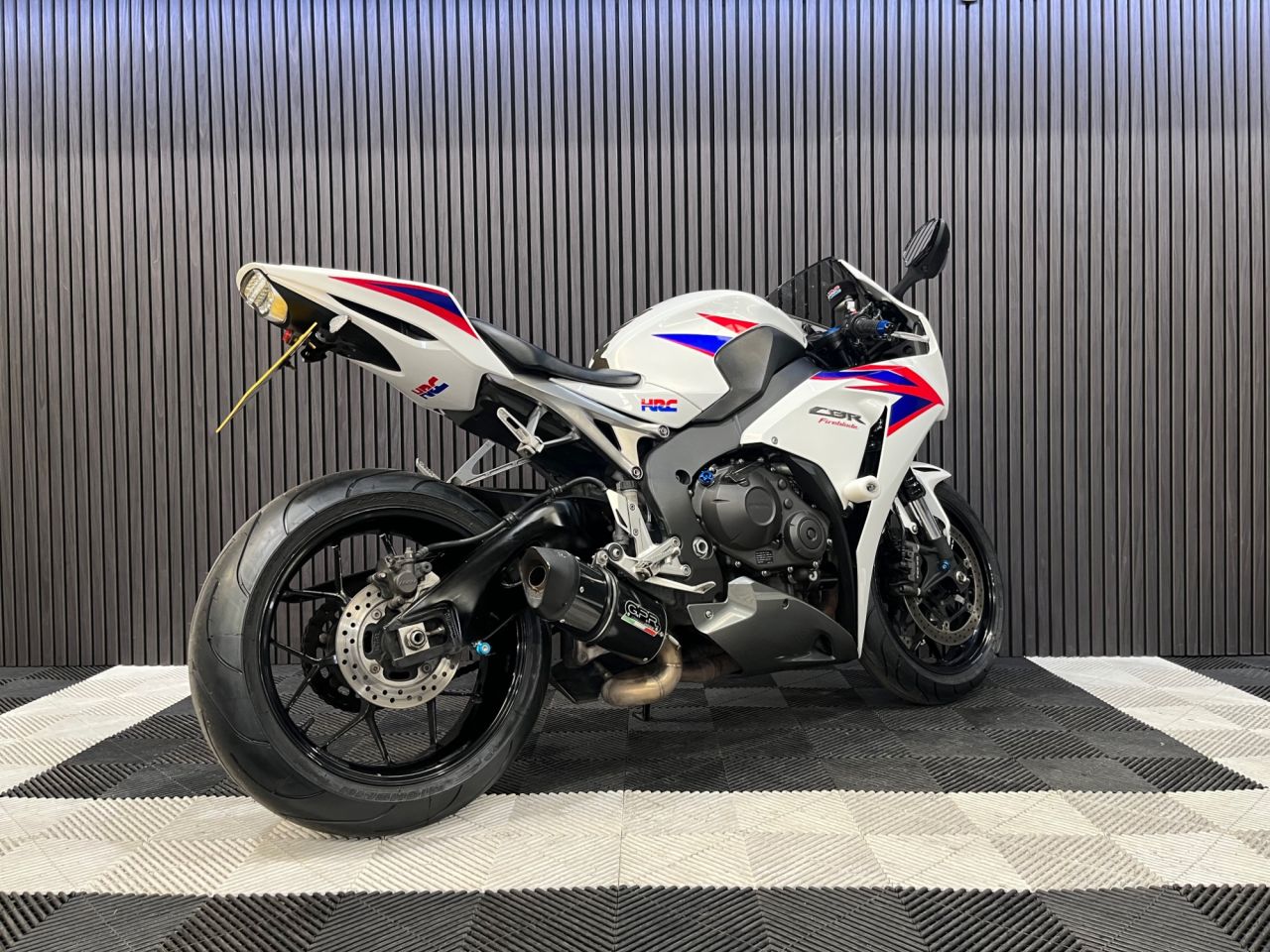 Used Honda CBR1000RR Fireblade for sale - 78435159: Photo 11