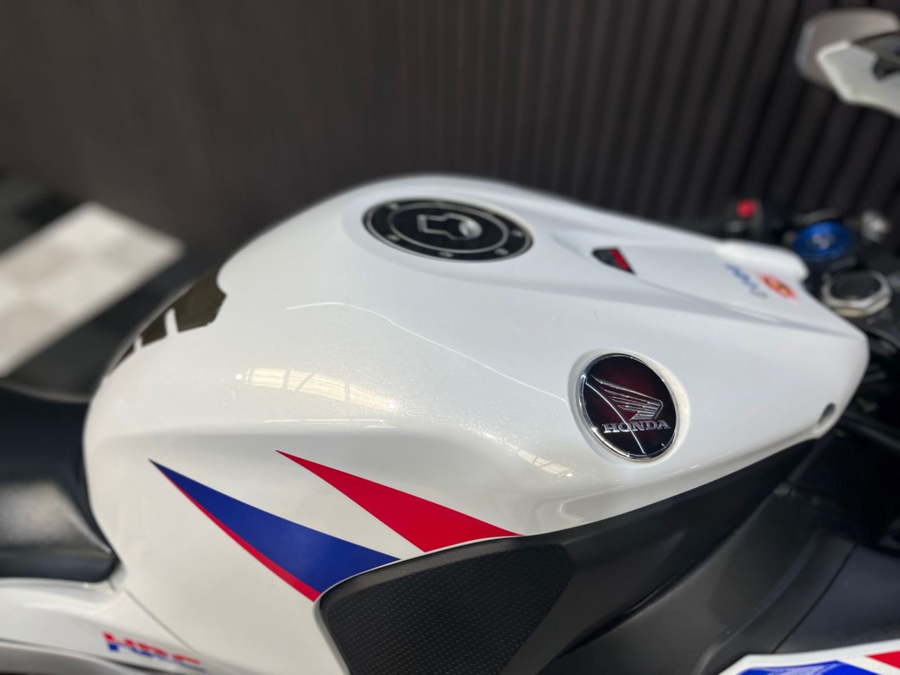 Used Honda CBR1000RR Fireblade for sale - 78435159: Photo 19