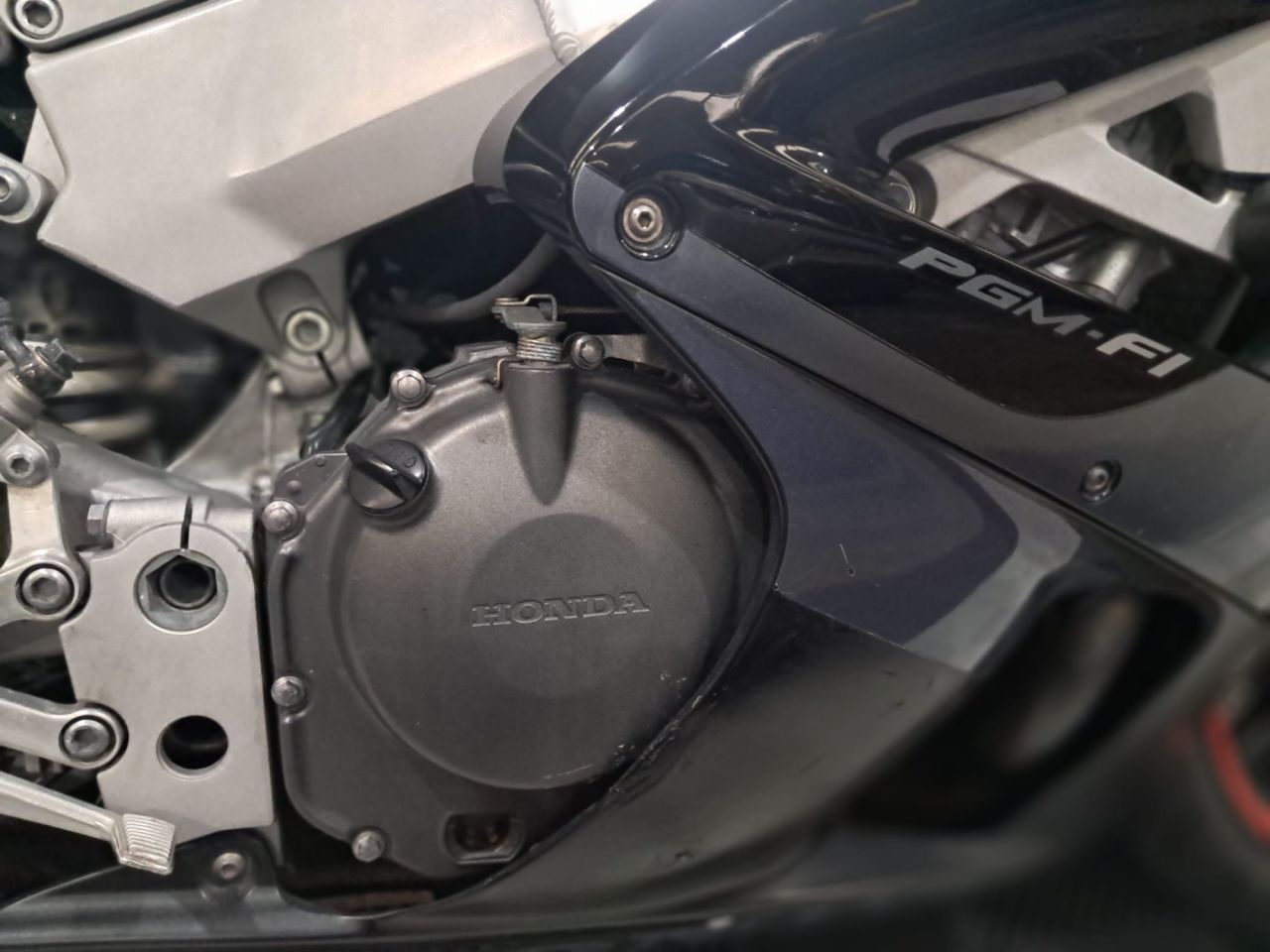Used Honda CBR900RR Fireblade for sale - 78435407: Photo 17