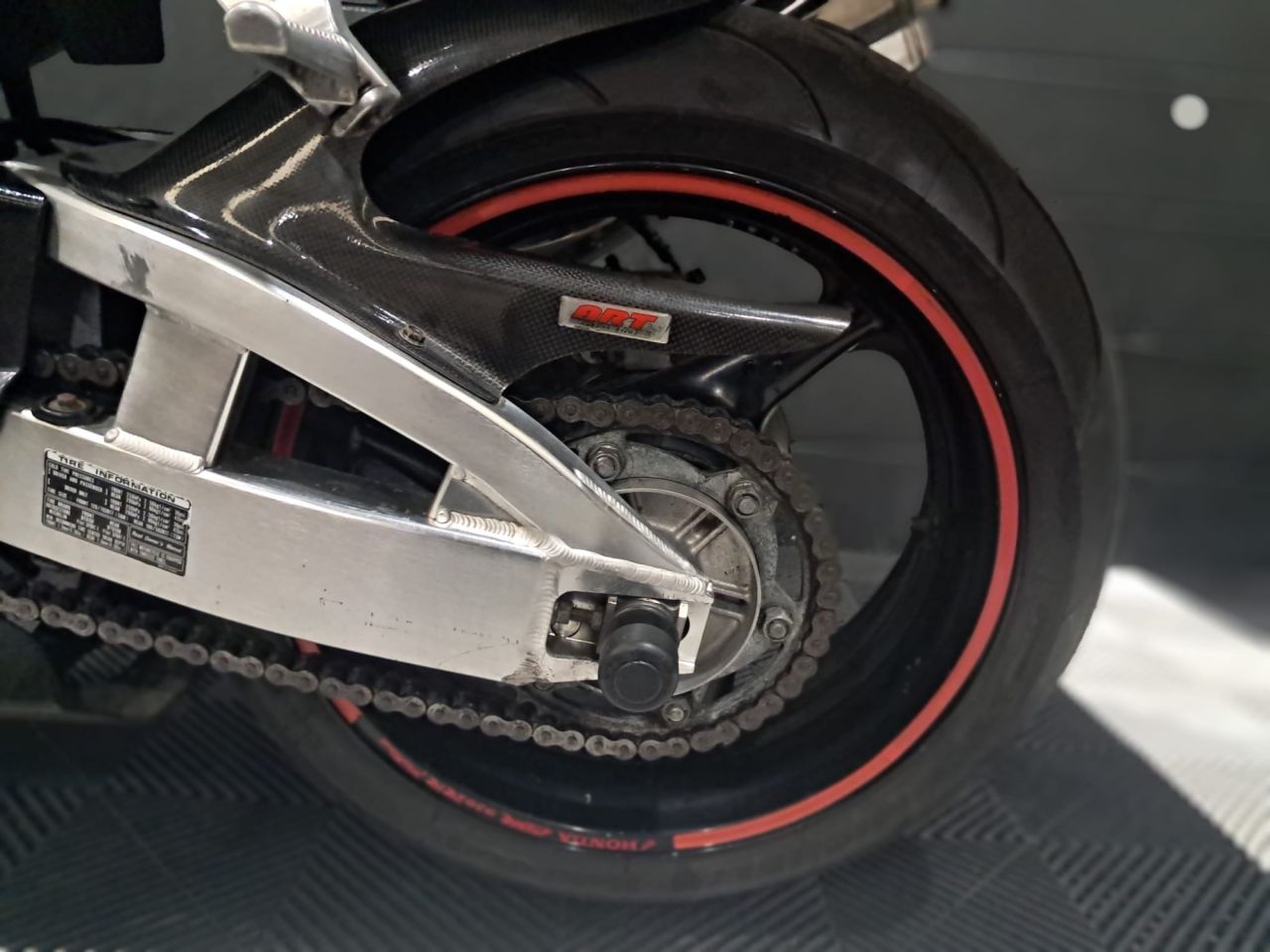 Used Honda CBR900RR Fireblade for sale - 78435407: Photo 23