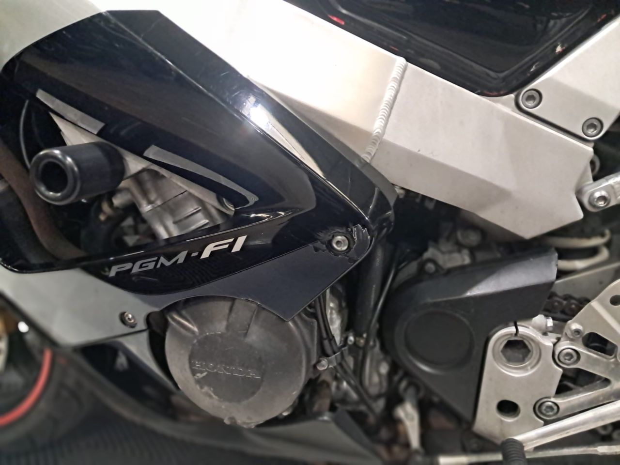 Used Honda CBR900RR Fireblade for sale - 78435407: Photo 24