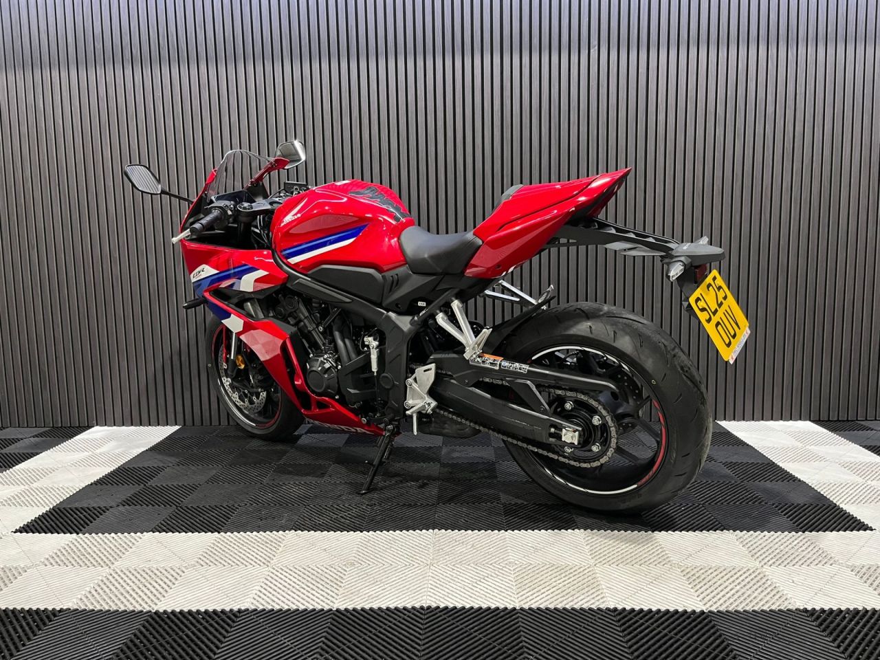 Used Honda CBR650R for sale - 78435681: Photo 10