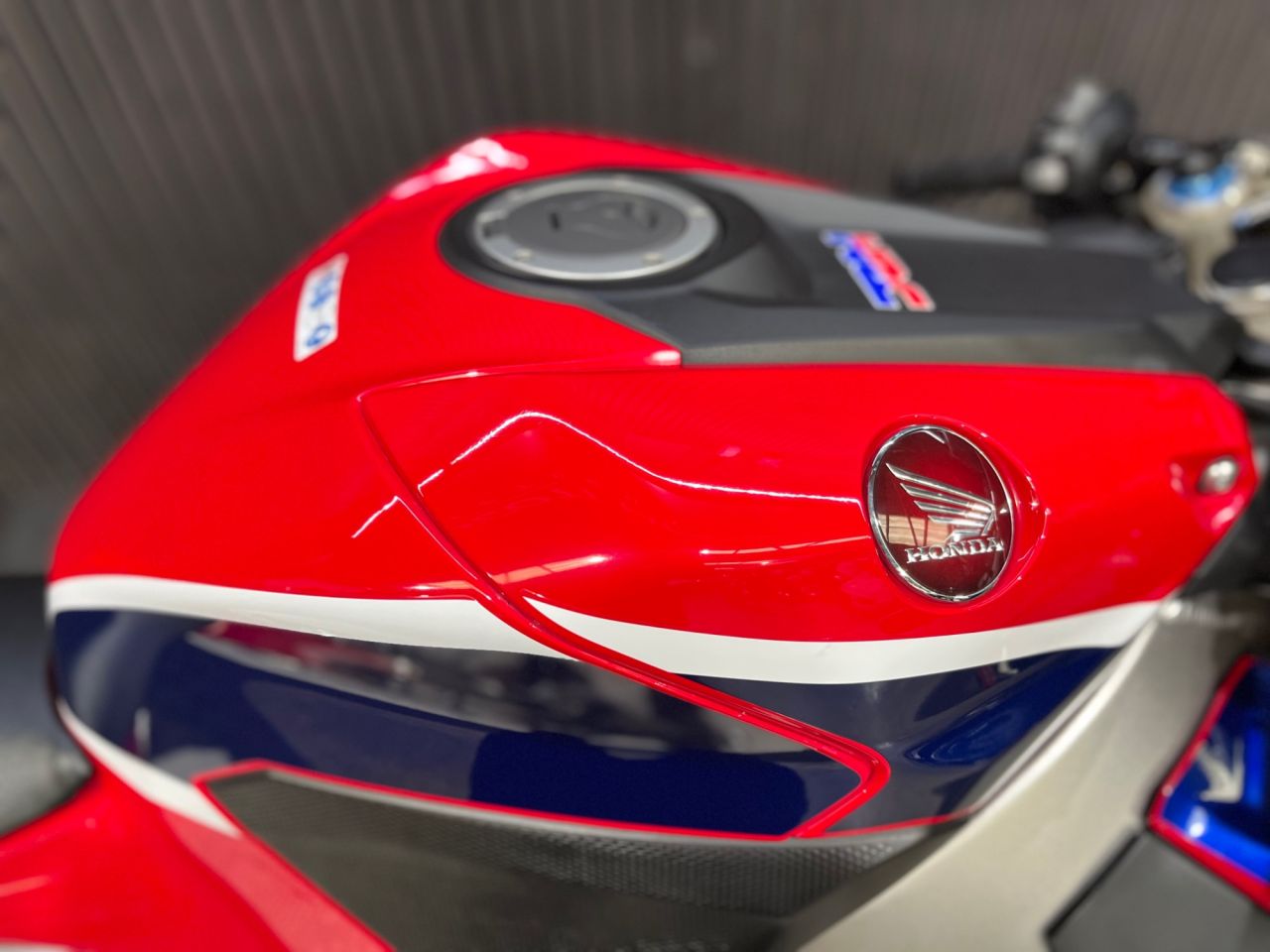 Used Honda CBR1000RR Fireblade for sale - 78552501: Photo 18