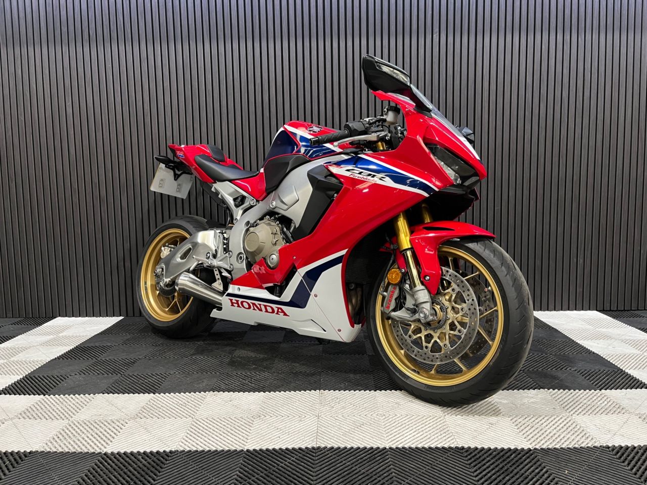 Used Honda CBR1000RR Fireblade for sale - 78552501: Photo 6