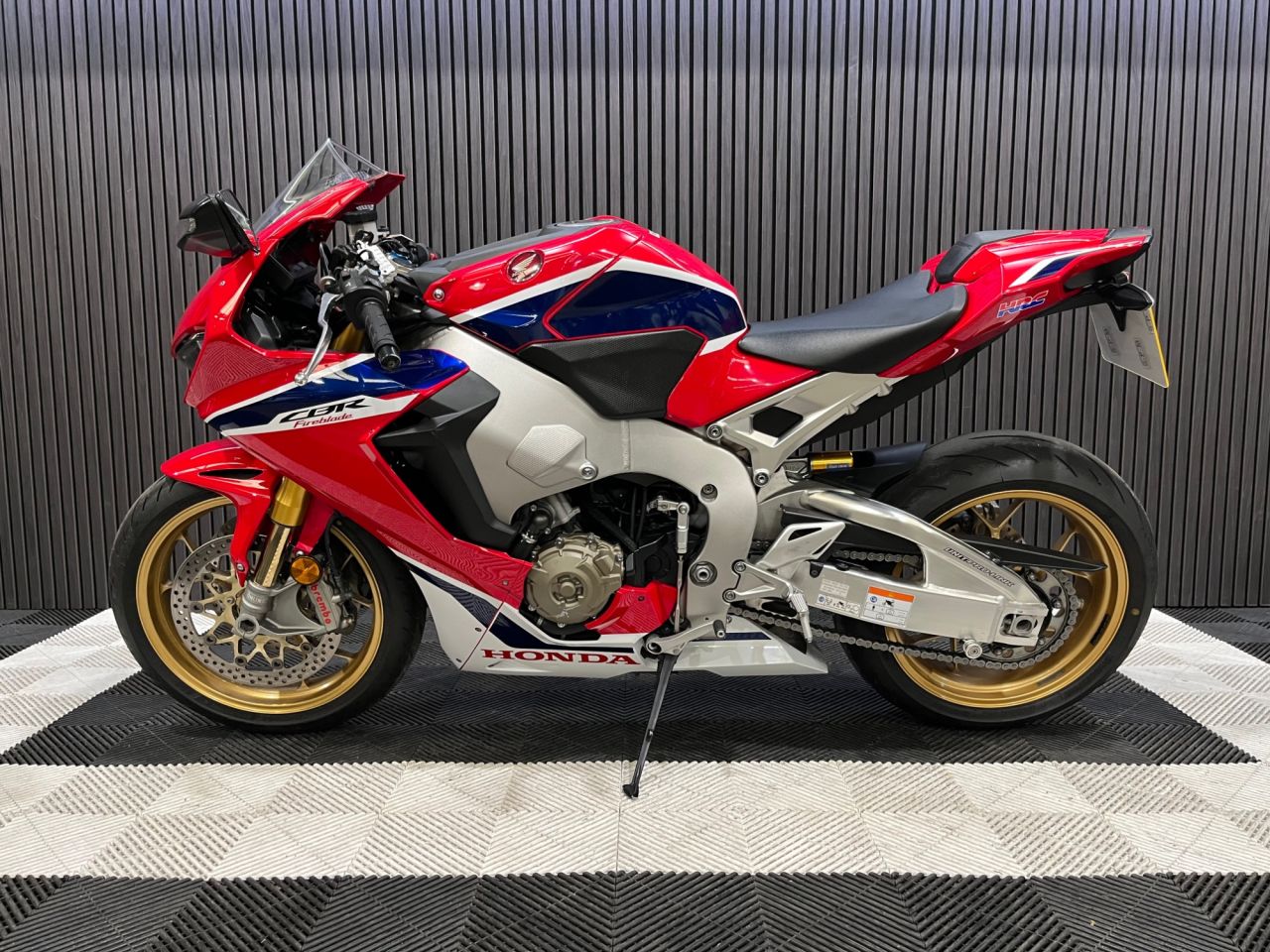 Used Honda CBR1000RR Fireblade for sale - 78552501: Photo 9